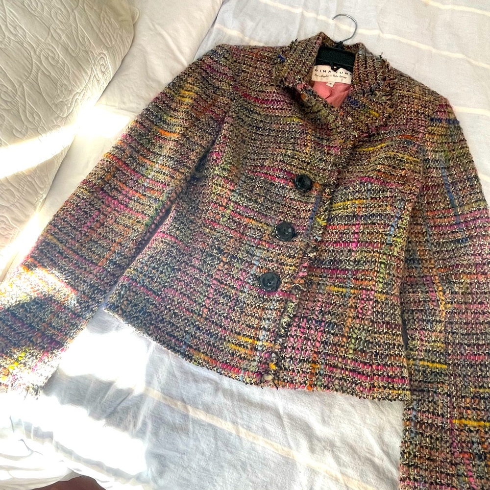 TRINA TURK Boucle fitted classic fun blazer